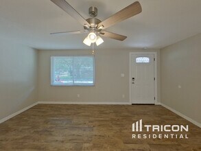 245 56th St N in St. Petersburg, FL - Building Photo - Building Photo