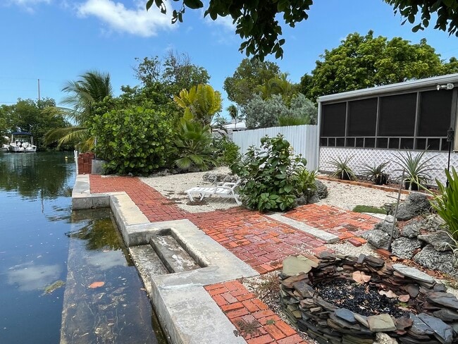 property at 3964 No Name Rd