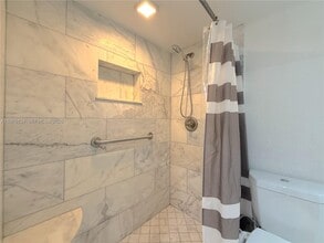 2640 NE 135th St in North Miami, FL - Building Photo - Building Photo