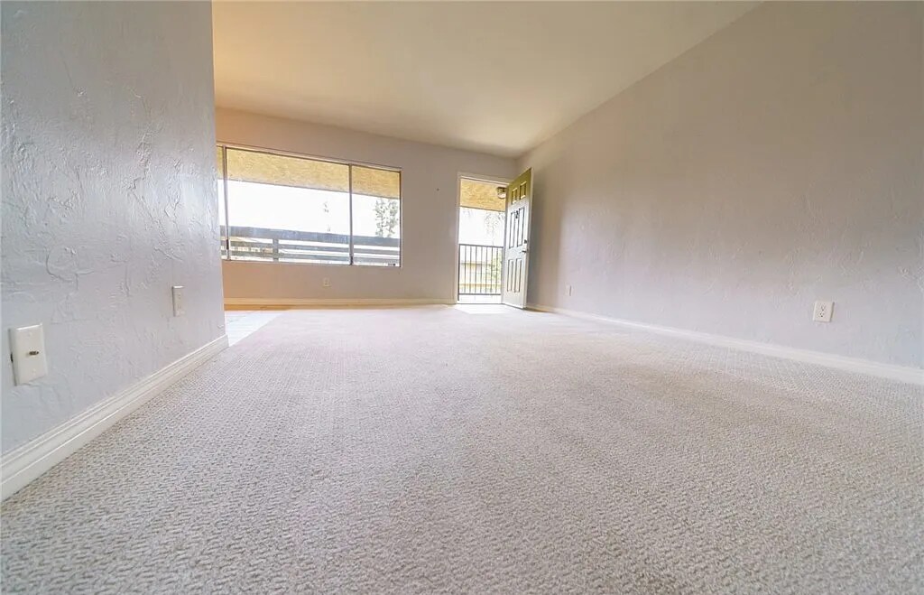 1430 W Lambert Rd in La Habra, CA - Building Photo