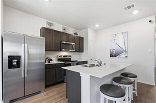 6016 Primrose Rd in Princeton, TX - Building Photo