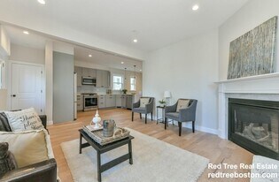 20 Weld Hill St, Unit 1 in Boston, MA - Building Photo