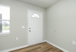 1440 Shepard St in Hempstead, TX - Building Photo - Building Photo