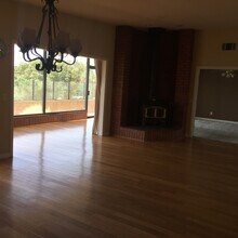 14087 Driftwood Dr in Victorville, CA - Building Photo - Building Photo