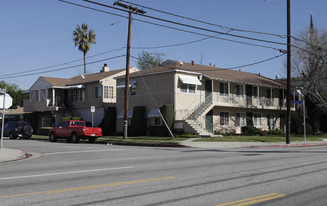 Oxnard Street Apartments