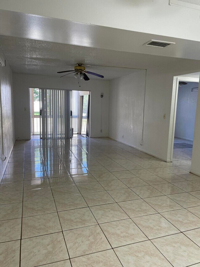 628 NW 13th St in Boca Raton, FL - Building Photo - Building Photo