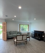 30872 Janlor Dr in Westlake Village, CA - Building Photo - Building Photo