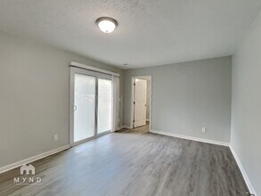 7313 Penland Dr in Riverdale, GA - Building Photo - Building Photo