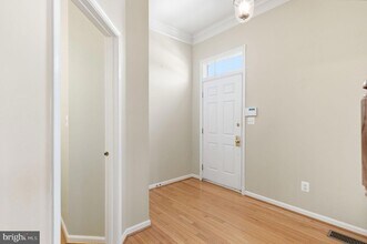 21369 Sawyer Square in Ashburn, VA - Building Photo - Building Photo