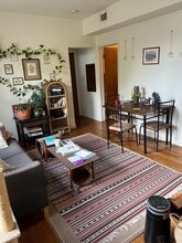 3840 W Roscoe St in Chicago, IL - Building Photo - Building Photo