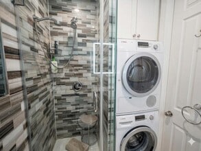 325 E 5th St in New York, NY - Foto de edificio - Building Photo