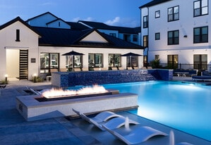 The Peri on Westheimer