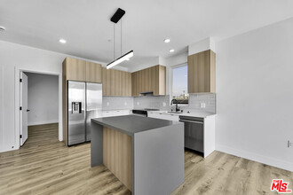 5657 Virginia in West Hollywood, CA - Building Photo - Building Photo