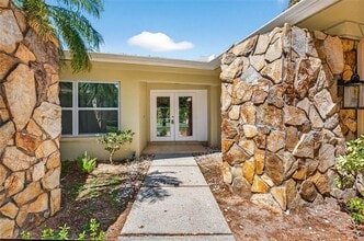2111 Paddock Cir in Dunedin, FL - Building Photo - Building Photo
