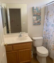 1495 Breezeway Ct in Merced, CA - Building Photo - Building Photo