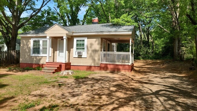 1020 Boggs St in Anderson, SC - Building Photo - Building Photo