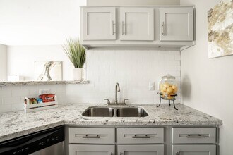 The Henry at Rosenberg in Rosenberg, TX - Building Photo - Building Photo