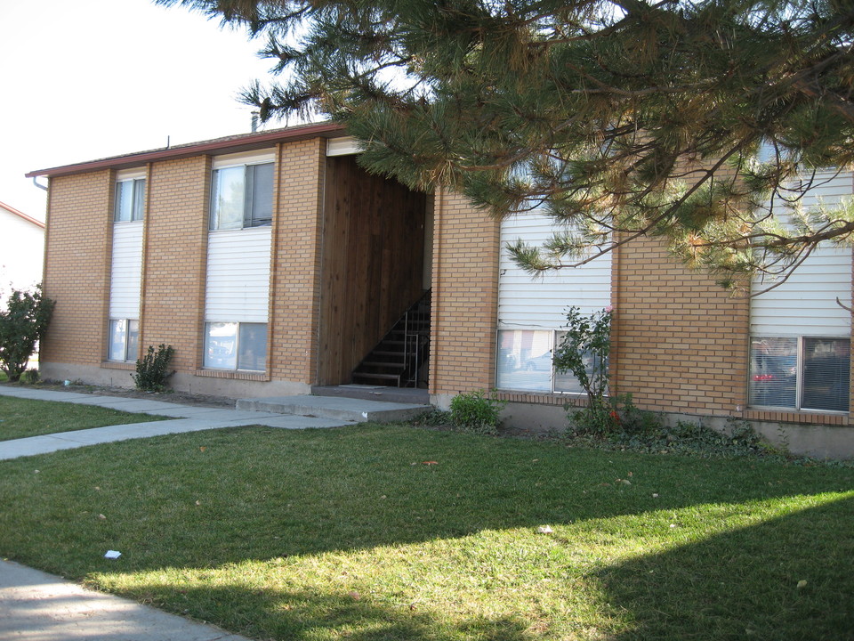 3923 Benview Ave in West Valley City, UT - Building Photo