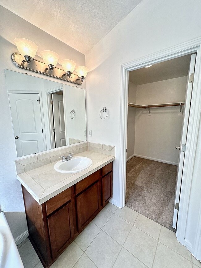 13013 NE 7th Ave in Vancouver, WA - Building Photo - Building Photo