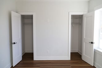 Brightwaters Lofts in Brightwaters, NY - Foto de edificio - Building Photo