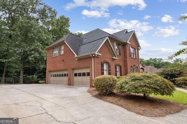 5170 Deerlake Dr in Alpharetta, GA - Building Photo - Building Photo