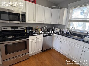 59 Sacramento St, Unit 9 in Cambridge, MA - Building Photo - Building Photo