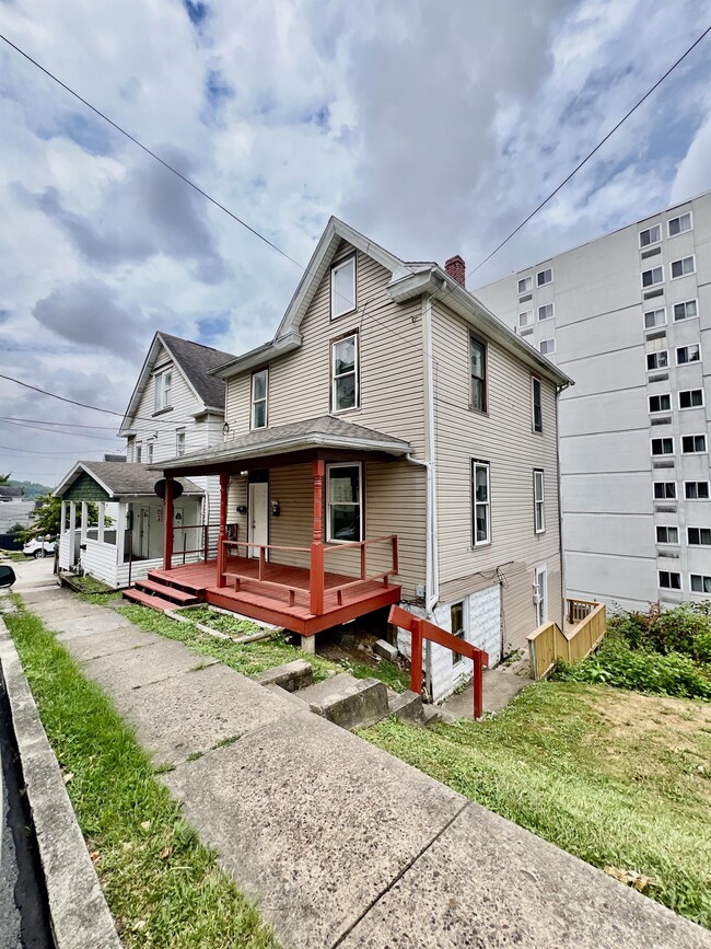 property at 535 Locust Ave