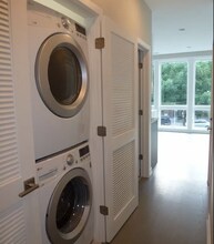 935 N Ashland Ave-Unit -2F in Chicago, IL - Building Photo - Building Photo