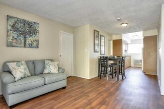 Quail Ridge in Las Vegas, NV - Building Photo - Building Photo