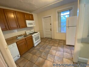 6 Barrows St, Unit 3 in Boston, MA - Building Photo - Building Photo