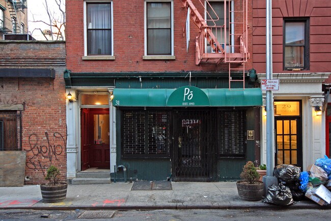 31 Cornelia St in New York, NY - Building Photo - Building Photo