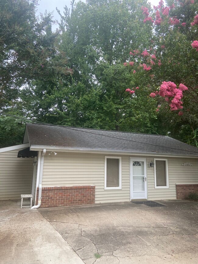 property at 504 Mountain Park Rd