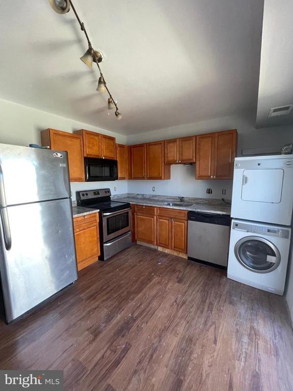 2824 Chablis Cir in Woodbridge, VA - Building Photo - Building Photo