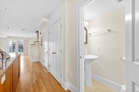 32 Elmer St, Unit 1 in Cambridge, MA - Building Photo - Building Photo