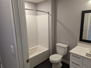 The Frontier in Winnipeg, MB - Foto de edificio - Building Photo