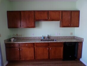 2022 Mercer Way in Easton, PA - Building Photo - Building Photo