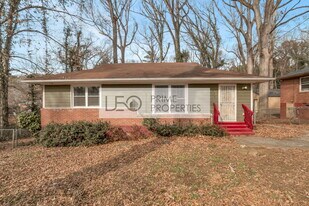 751 Yale Pl SW in Atlanta, GA - Building Photo