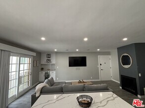 940 7th St in Santa Monica, CA - Building Photo - Building Photo