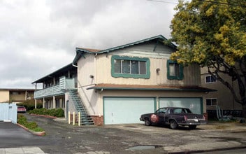 432 Berry Ave in Hayward, CA - Building Photo - Building Photo