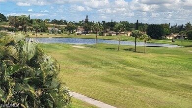 3645 Boca Ciega Dr in Naples, FL - Foto de edificio - Building Photo