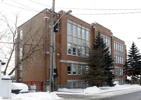 Cornerstone Housing for Women in Ottawa, ON - Building Photo