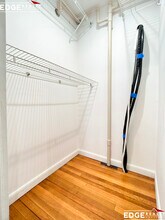 557 Washington St, Unit 1 in Boston, MA - Building Photo - Building Photo