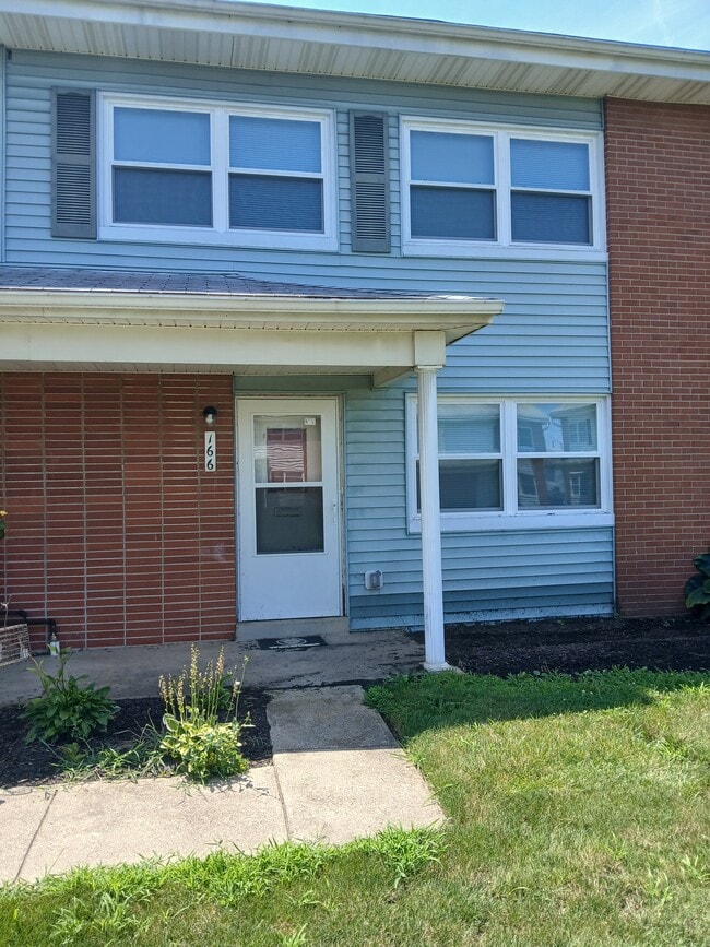 property at 166 Buckeye Cir