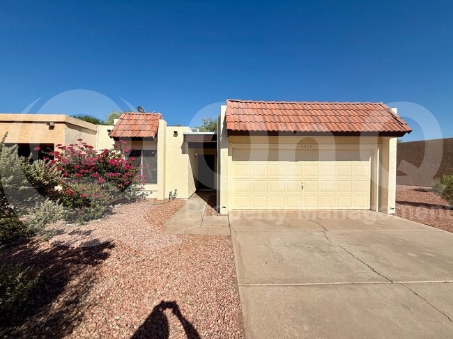 property at 5417 S Mitchell Dr