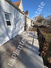 1157 Walbridge Ave in Toledo, OH - Building Photo - Building Photo