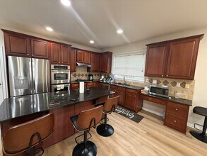 830 Pimlicon Pl in Suwanee, GA - Building Photo - Building Photo