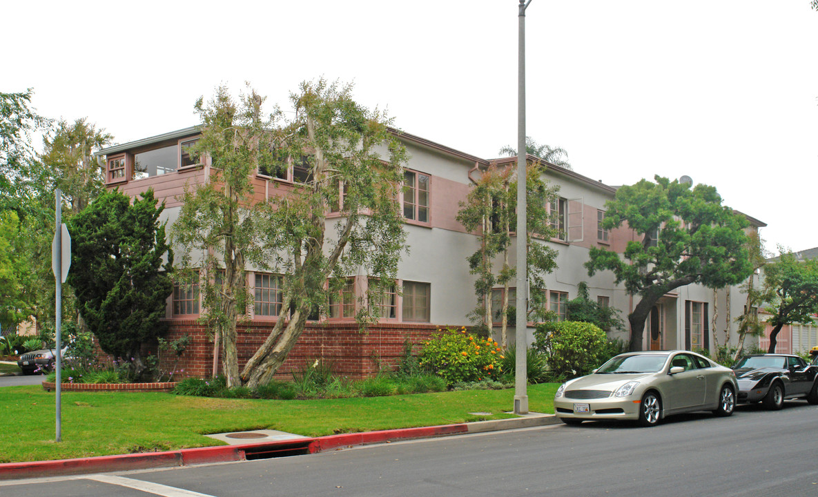 1212 S La Cienega Blvd in Los Angeles, CA - Building Photo