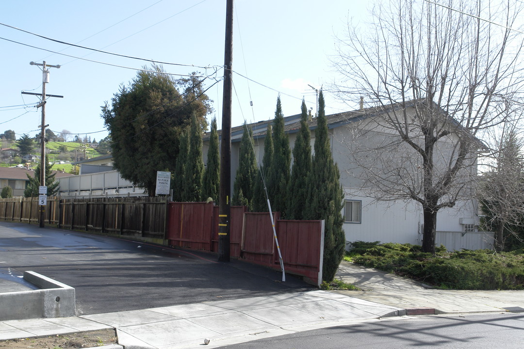 808-816 Orchard Ave in Hayward, CA - Building Photo