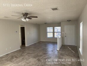 5731 Deertail Creek in San Antonio, TX - Building Photo - Building Photo