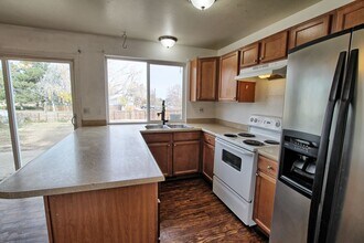 15933 E Linvale Ave in Aurora, CO - Building Photo - Building Photo